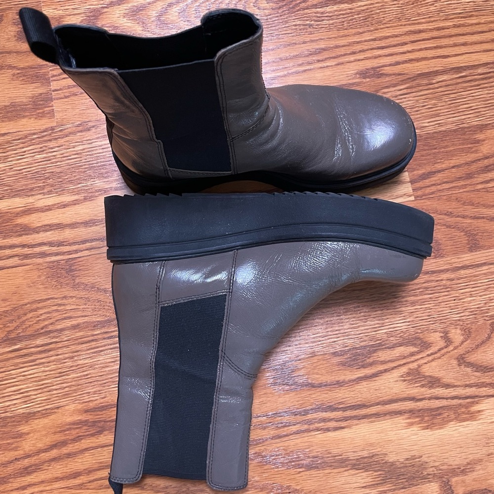 Vegabond grunge/punk patent leather boot